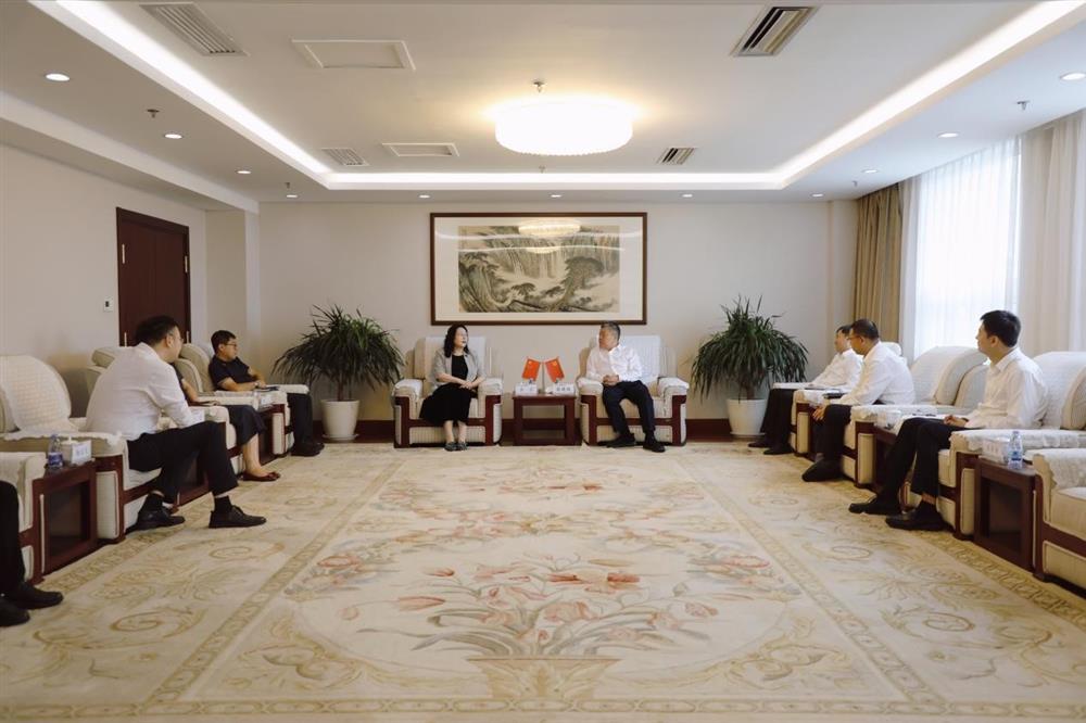 深化銀企合作、共繪發(fā)展藍(lán)圖！ 濟(jì)南產(chǎn)發(fā)集團(tuán)與工商銀行濟(jì)南分行開展深化座談